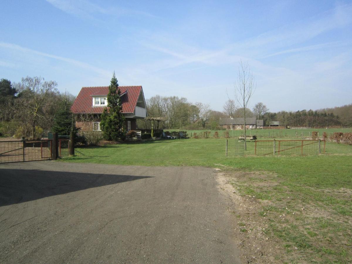 Rural Holiday Home In Well With Garden Knikkerdorp Exterior foto